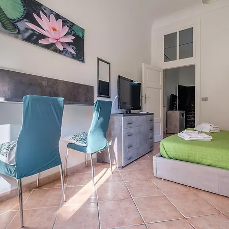 Apartament Skip Intro *